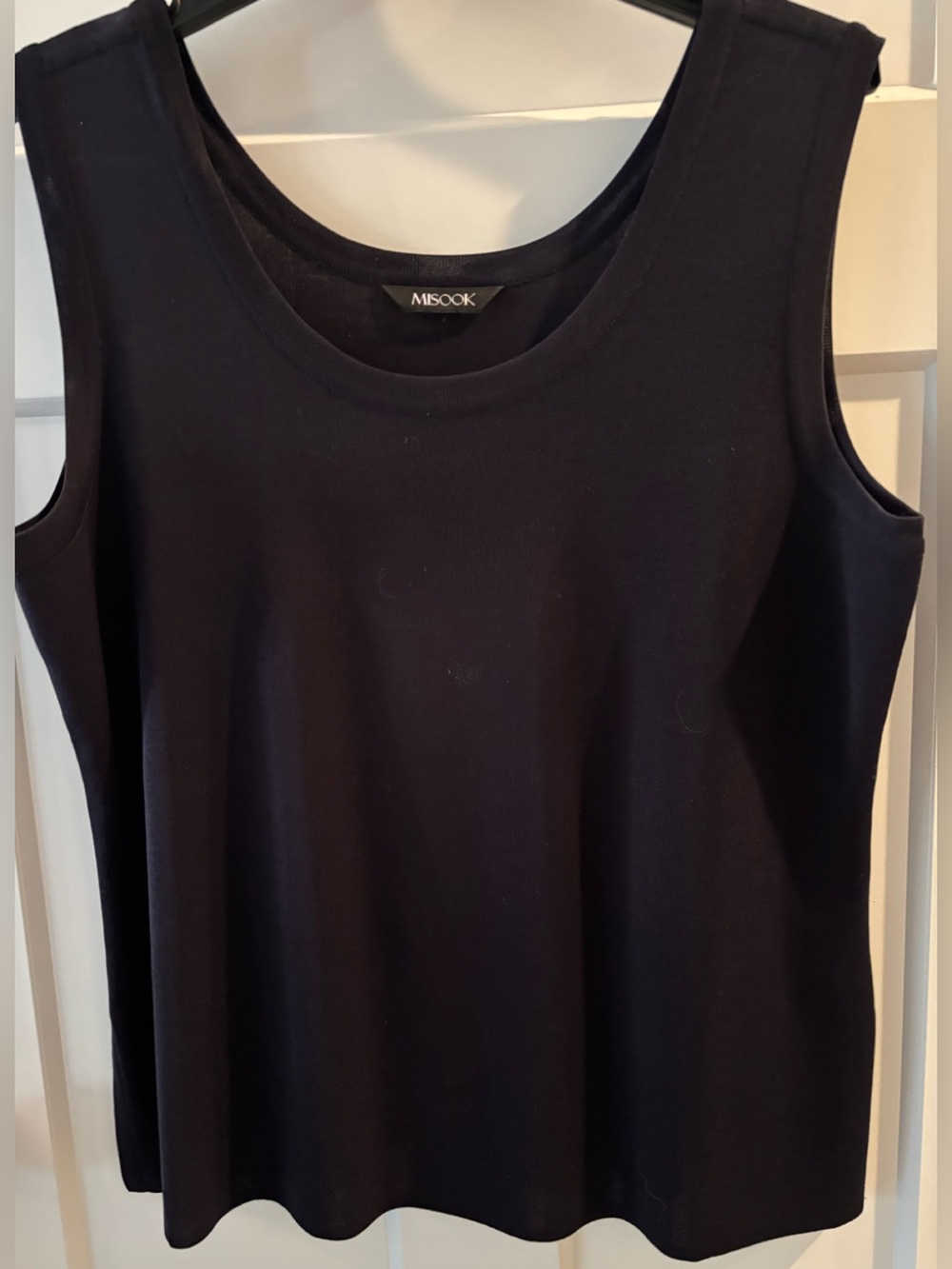 Misook navy Scoop Neck Sleeveless Tank Top
